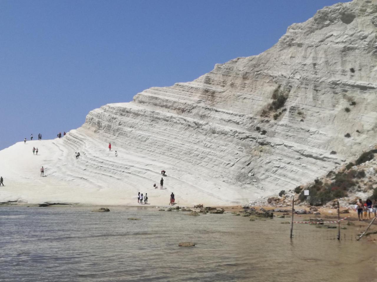 Locazione Turistica Domus Re Bed & Breakfast Agrigento Exterior photo